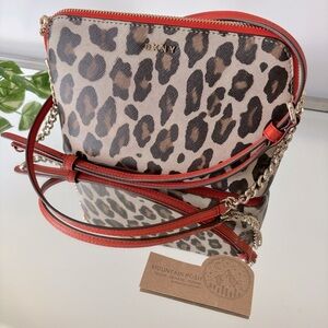 🆕 DKNY | Bryant Top Zip Dome Crossbody Bag Leo Leather Handbag Gold Chain Strap